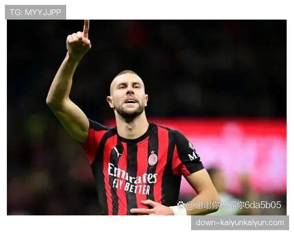 特写：迪巴拉主罚点球前，面对旧主罗马球迷看台的漫长沉默